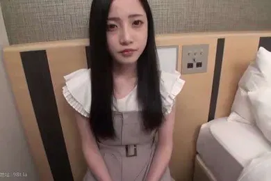 【学生萝莉】十九岁气质女神般的美丽大学生拥有超美剃光阴部的才艺性感又可爱紧腰颤抖潮吹很多