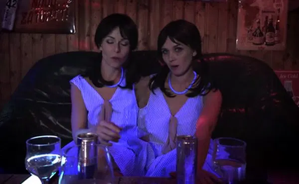 【重口调教】HP29 freak-house-siamese-twins_1080p