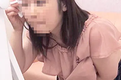 【素人特摄】素人不化妆——我会把你的鸡巴插进你的体内，这样你就不用化妆了。濑户爱里