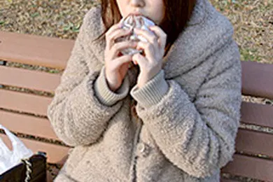 【学生萝莉】问题女大学生胯部松了！仲间奈绪