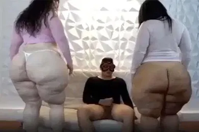 【自拍偷拍】重量级性爱哥们还是让开来吧就你那长度顶多是在做皮试
