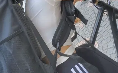 【素人特摄】FC2-3121800 【顔出し】美人自転車女子·配達にきたとこをナンパして中出し2回戦。その後セフレに