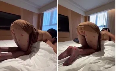【国产精选】朋友妻不客气_一起3P轮操调教兄弟的极品丝袜大长腿淫妻