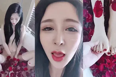 【乱伦】小姐姐穿着性感内衣在浪漫的沐浴