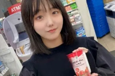 【无码高清】在一家快餐店打工的美少女被侵犯