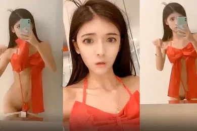 【自拍偷拍】喜欢在厕所拍摄自己性感视频