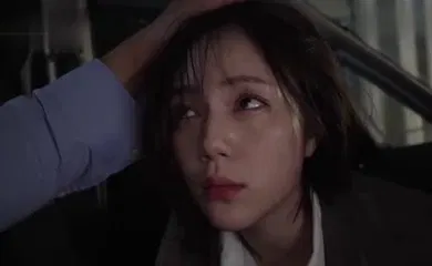 【中文字幕】冷艳反差女下属，爆贪傻梦变母狗![ABF-017]