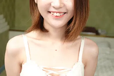 【素人特摄】素人AV采访～对成人影片感兴趣的女儿的中出采访～九条洋子